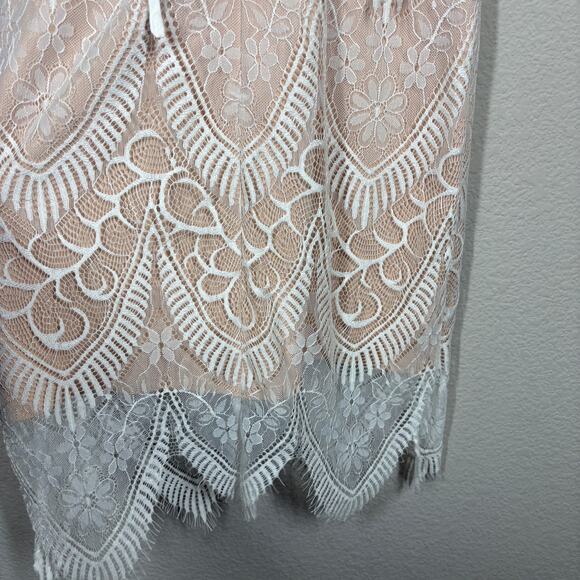 Lush Size Small Lace Bodycon Dress Ivory Nylon Fringe Handkerchief Hem - Picture 9 of 12